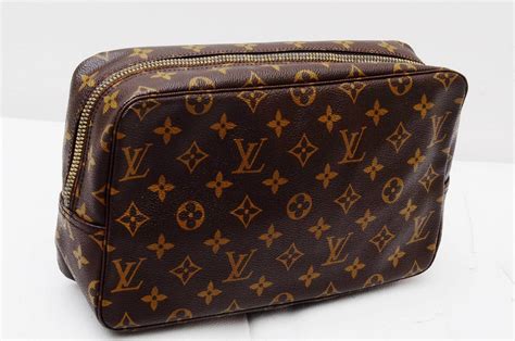 louis vuitton cosmetic case gm review|Louis Vuitton cosmetic pouch 26.